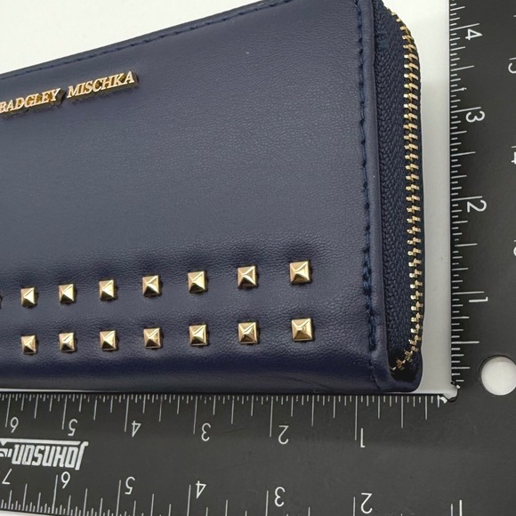 Badgley Mischka Navy Vegan Leather Studded Wristlet Small Purse Wallet $59 - Picture 3 of 13